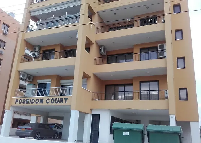 Direct Posidon Court * Lárnaca