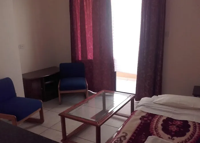 Direct Posidon Court アパート ラルナカ